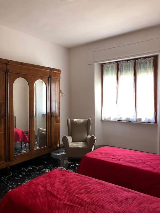 Casa Indipendente Zona Centrale La Maddalena  Buitenkant foto
