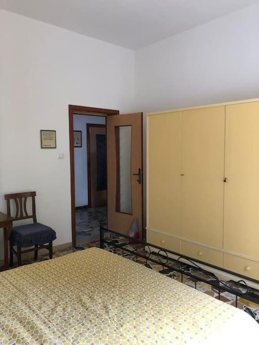 Casa Indipendente Zona Centrale La Maddalena  Buitenkant foto