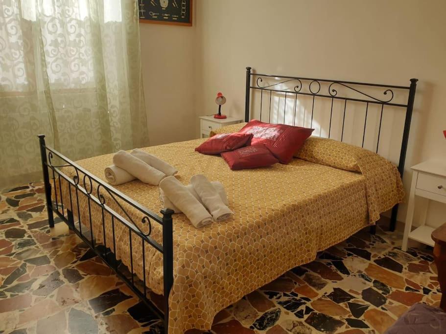 Casa Indipendente Zona Centrale La Maddalena  Buitenkant foto