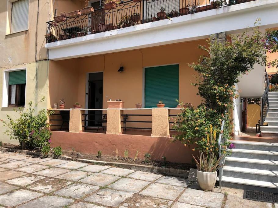 Casa Indipendente Zona Centrale La Maddalena  Buitenkant foto