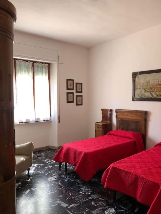 Casa Indipendente Zona Centrale La Maddalena  Buitenkant foto