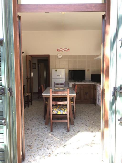 Casa Indipendente Zona Centrale La Maddalena  Buitenkant foto